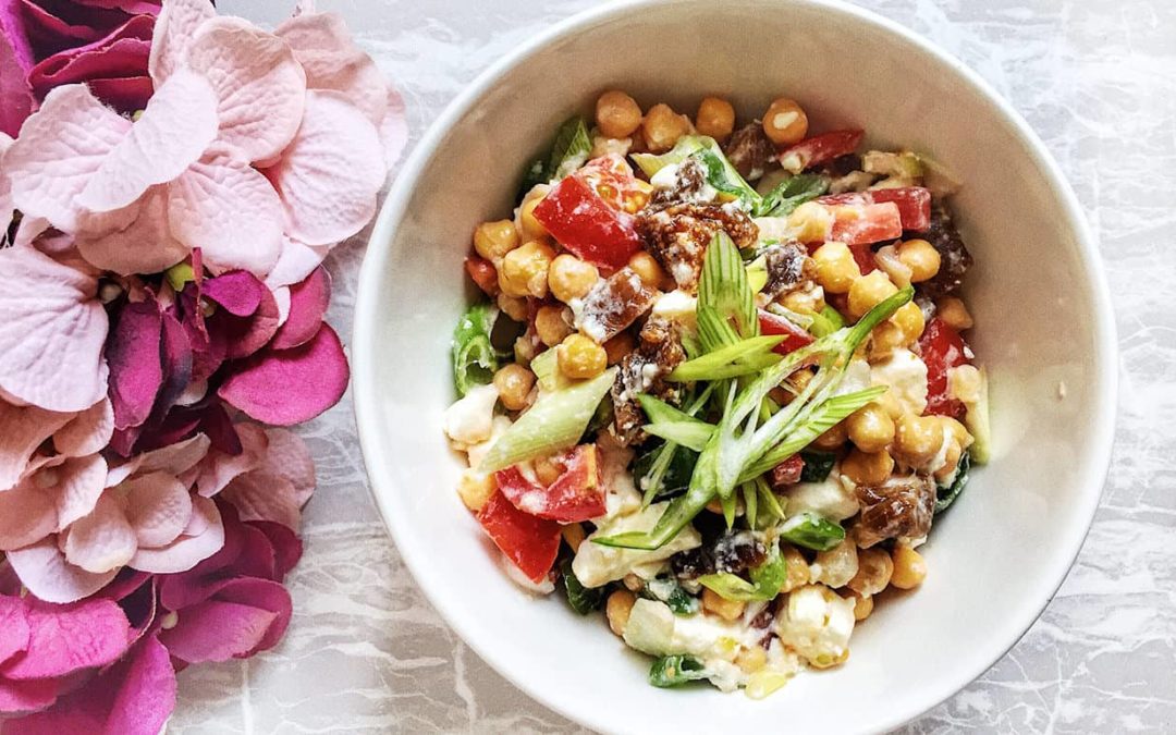 PERFECT CHICKPEA SALAD FOR SUMMER