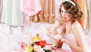 Fashion photographer Nancy Fina cupcakes