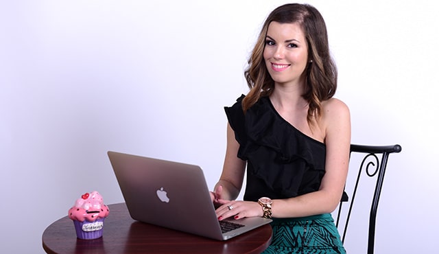 Fashion Lifestyle Blogger Roswitha Moti Fashion Lifestyle Blogger Roswitha Moti