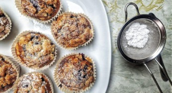 BEST BLUEBERRY MUFFINS WITH STREUSEL – EASY AIR FRYER RECIPE
